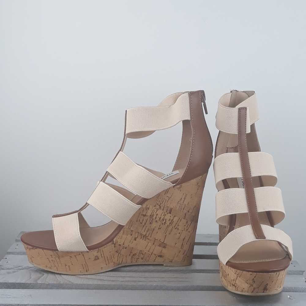 Steve Madden Wedge Heel Sandals - Picture 5 of 8